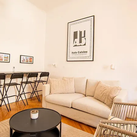 Tas Vas - Charming In * Budapešť